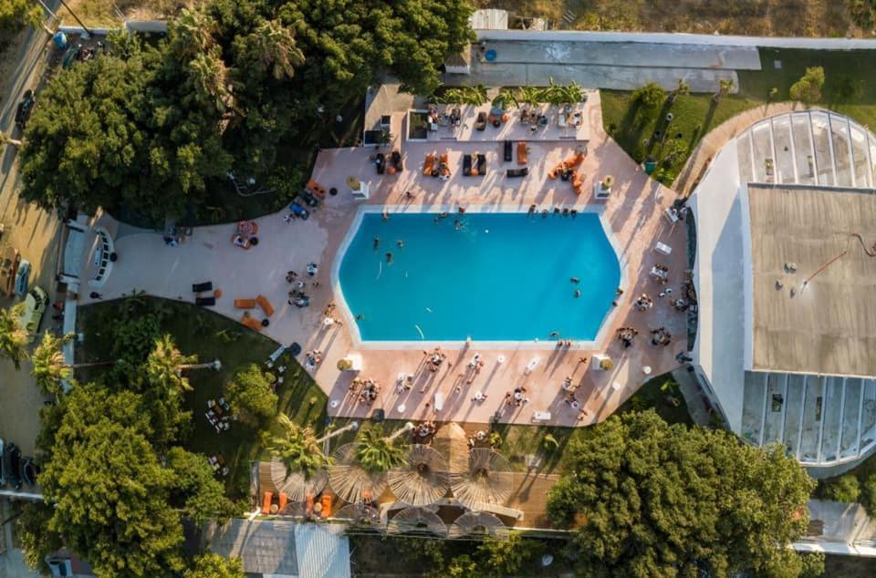 Black Amber Boutique Hotel Lambi  Zewnętrze zdjęcie